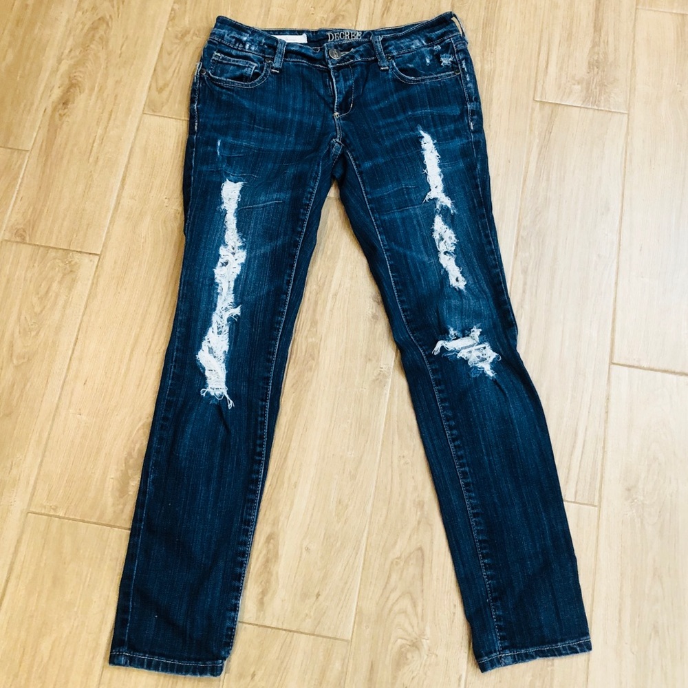 Stretchy Distressed Denim Jeans Size 5 GUC!